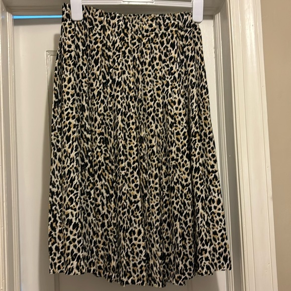 Leopard Pleated Skirt - Picture 1 of 6